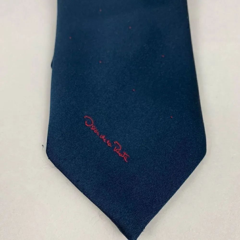 Vintage Oscar De La Renta Necktie
